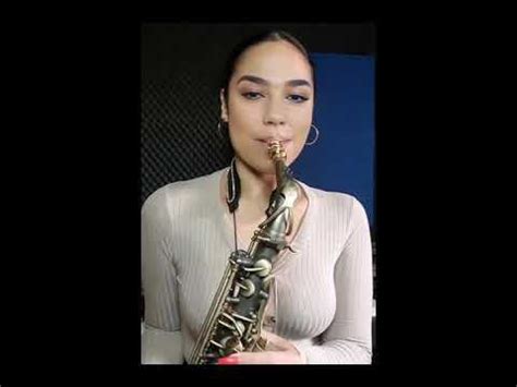 dua lipa play sax .....deepfake : r/DeepFakesSFW